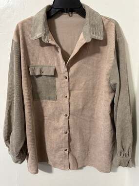 Nasty Gal Corduroy Button Down two toned size 14 XL
